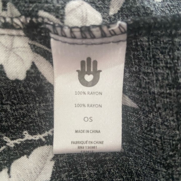 Spiritual Gangster Black Maya Floral Tie Kimono Cardigan One Size Pocket - Picture 5 of 7